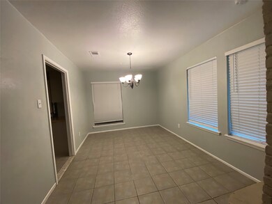 7813 Bateman Ln unit 7813, Houston, TX 77088 - photo 3