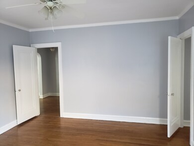 6126 N Washtenaw Ave unit 2, Chicago, IL 60659 - photo 5