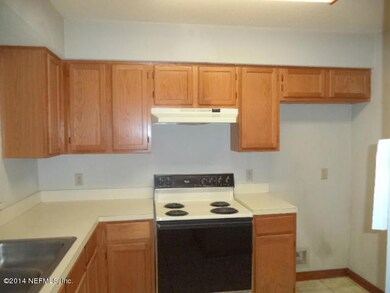 4321 Melissa Ct W, Jacksonville, FL 32210 - photo 7