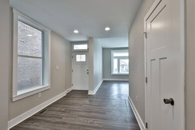 004-Foyer