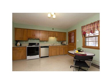 Kitchen. all appliance are included