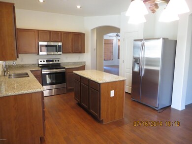 Kitchen Appliances Stainless/Granite