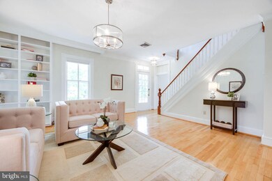 6727 Haycock Rd, Falls Church, VA 22043 - photo 5
