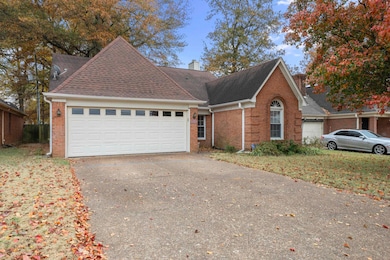 262 Bendigo Dr, Cordova, TN 38018 - photo 2