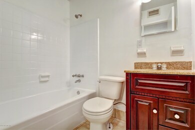 6642 Lucente Dr, Jacksonville, FL 32210 - photo 4