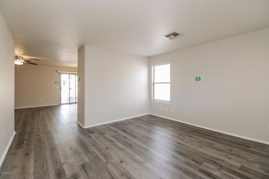 003-photo-living-room-7646029