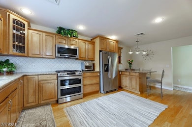 36 Monhegan St, Clifton, NJ 07013 - photo 2