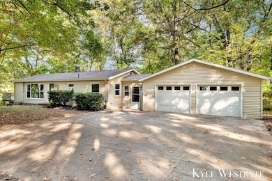 8446 Brower Ave NE, Rockford, MI 49341 - photo 3