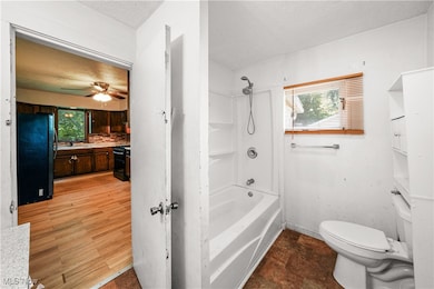 1024 W 54th St, Ashtabula, OH 44004 - photo 7