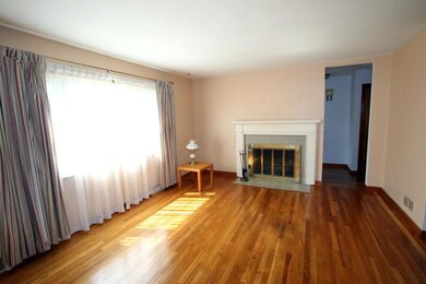 Living Room & WBFP