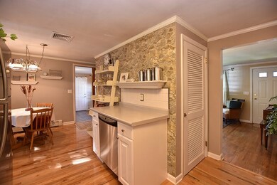 296 Hunt Ave, Warwick, RI 02886 - photo 7