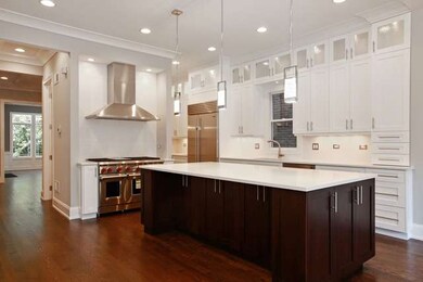 4938 N Seeley Ave, Chicago, IL 60625 - photo 4