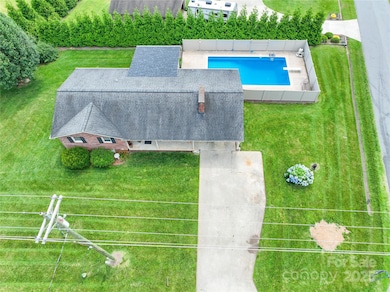 2963 Freezer Locker Rd, Hudson, NC 28638 - photo 4