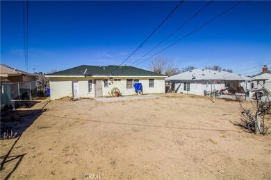 15119 Hesperia Rd, Victorville, CA 92395 - photo 7