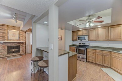 unlisted-address, Joliet, IL 60436 - photo 4