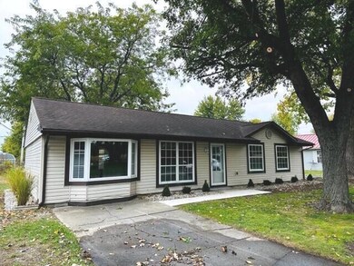 1209 Vine St, Lapel, IN 46051 - photo 2