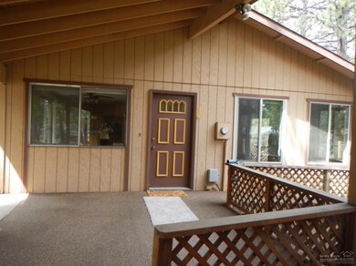 19970 Double Tree Ct, Bend, OR 97702 - photo 2