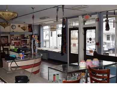 Showroom. Retail Space
