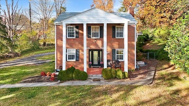 3581 Grandin Rd SW, Roanoke, VA 24018 - photo 4