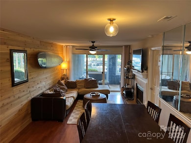 725 Southwest Dr unit 25, Davidson, NC 28036 - photo 6