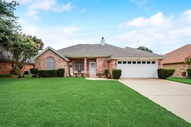 6412 Westgate Dr, North Richland Hills, TX 76182 - photo 2