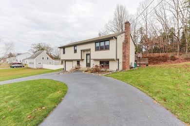 44 Montclair Dr, North Attleboro, MA 02760 - photo 5
