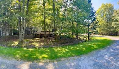 654 Bald Eagle Trail unit 654, Lehigh Township, PA 18424 - photo 3