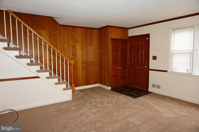 908 Palladi Dr, Halethorpe, MD 21227 - photo 5