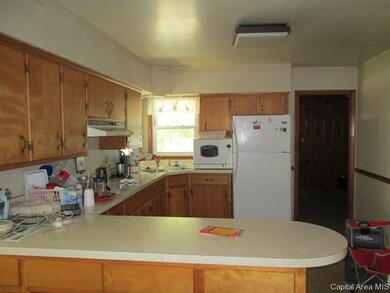 2190 Literberry Prentice Rd, Jacksonville, IL 62650 - photo 3