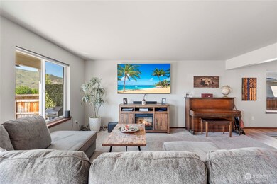 478 S Kansas Loop, East Wenatchee, WA 98802 - photo 5