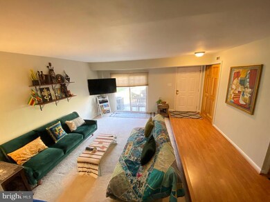 9156 Broken Oak Place unit 81A, Burke, VA 22015 - photo 2