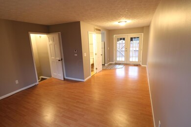 2444 Hardesty Dr S unit 1, Columbus, OH 43204 - photo 7