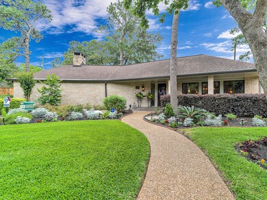 322 Vanderpool Ln, Houston, TX 77024 - photo 3