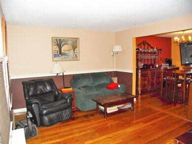 498 Cold Spring Ave, West Springfield, MA 01089 - photo 3