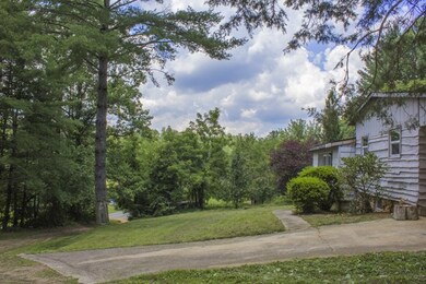 1520 Addington Bridge Rd, Franklin, NC 28734 - photo 2