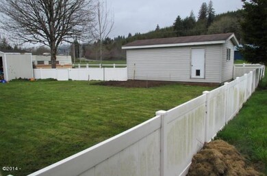 Large Fenced Back Yard