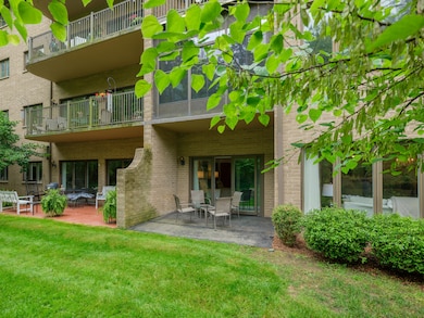4040 Greenleaf Circle 108-128