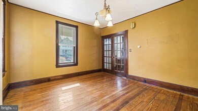 304 S Church St, Waynesboro, PA 17268 - photo 6