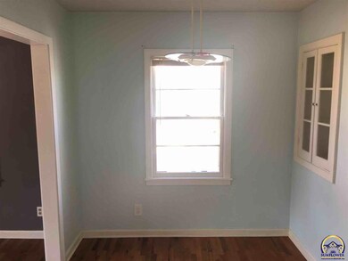 610 SW High Ave, Topeka, KS 66606 - photo 3