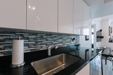 Mint at Riverfront unit 1512, Miami, FL 33130 - photo 2