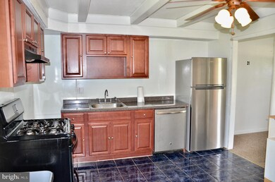 614 Carpenter St, Glassboro, NJ 08028 - photo 3