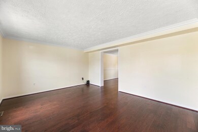 3135 Ripple Rd, Windsor Mill, MD 21244 - photo 7