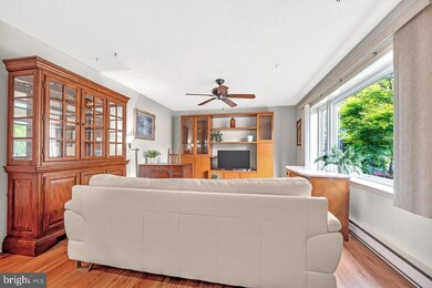 272C Middlebury Ln, Monroe Township, NJ 08831 - photo 3