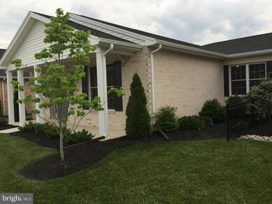 657 Tudor Dr, Hagerstown, MD 21742 - photo 4