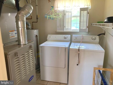 621 3rd St, Beverly, NJ 08010 - photo 5