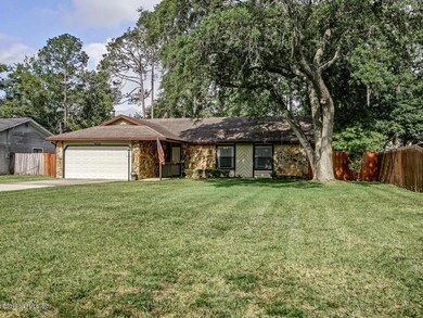 6020 Pine Ave Fleming Island-004-21-Fron
