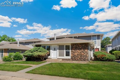 2 bedroom, 1 bathroom, ranch style, 1 car attached garage, 780 sq. ft townhome