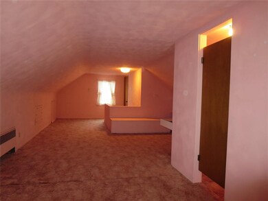 332 21st St NW, Cedar Rapids, IA 52405 - photo 7