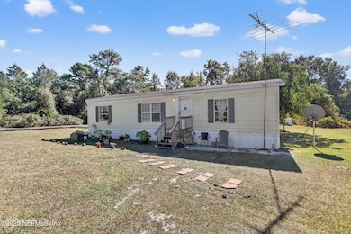 136 Moccasin Creek Ln, Palatka, FL 32177 - photo 2