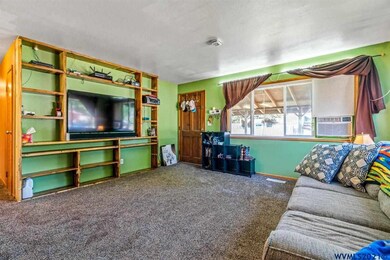 11268 Grove St SE, Mehama, OR 97384 - photo 7